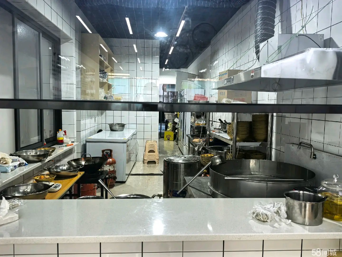 （转让）因个人特殊原因，精力有限无暇顾及店铺经营，不得不将本店转让。